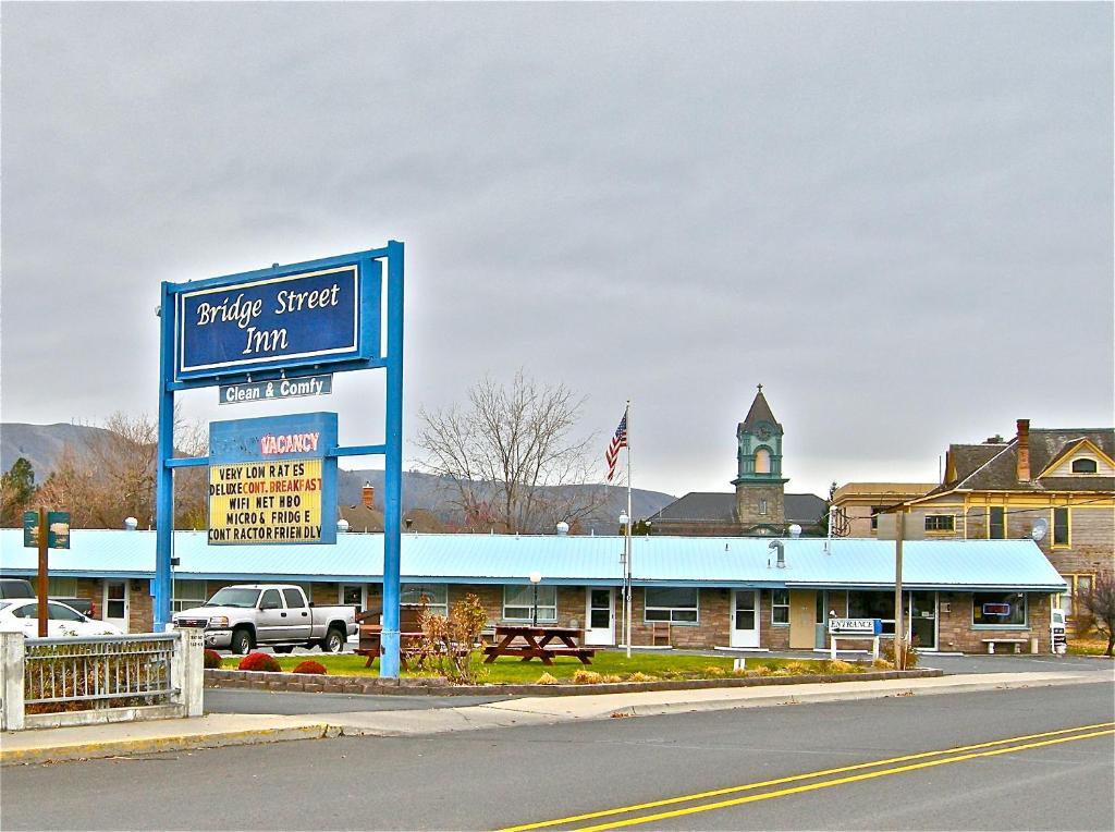 Bridge Street Inn Baker City Exterior photo